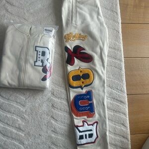 Rolling Loud Men's Cream Zip-Up Sweater with Graphic Patches